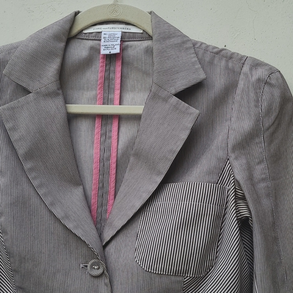 DIANE VON FURSTENBERG DVF Pinstriped Peplum Blazer 6 M Crop Jacket Seersucker - Picture 6 of 16